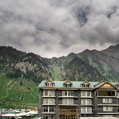 Hotel One Naran Esterno foto