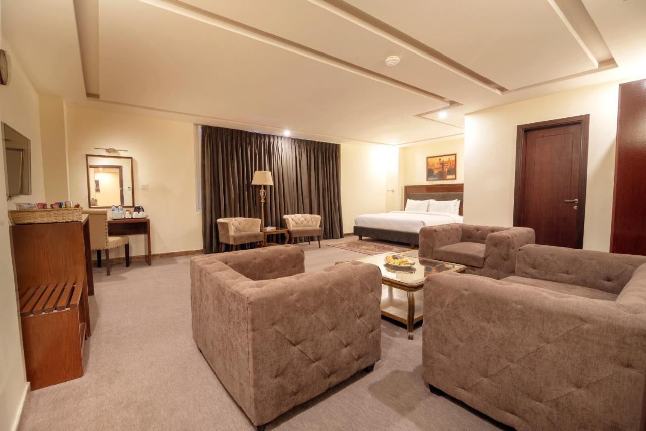 Hotel One Naran Esterno foto